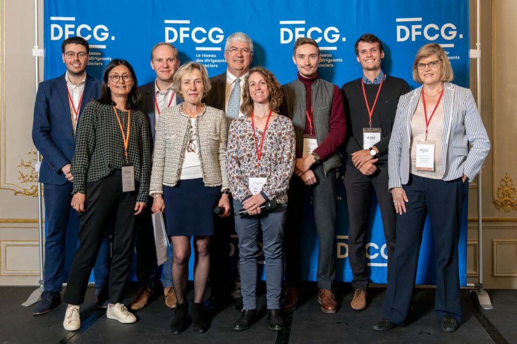 photo de groupe dfcg mai 2023 prix national