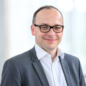 laurent besson directeur academique global executive mba tbs education