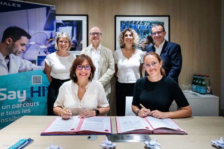 signature thales