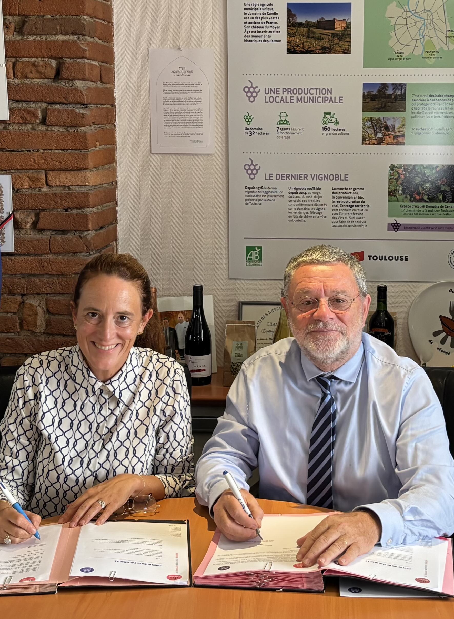 signature mairie toulouse tbs education